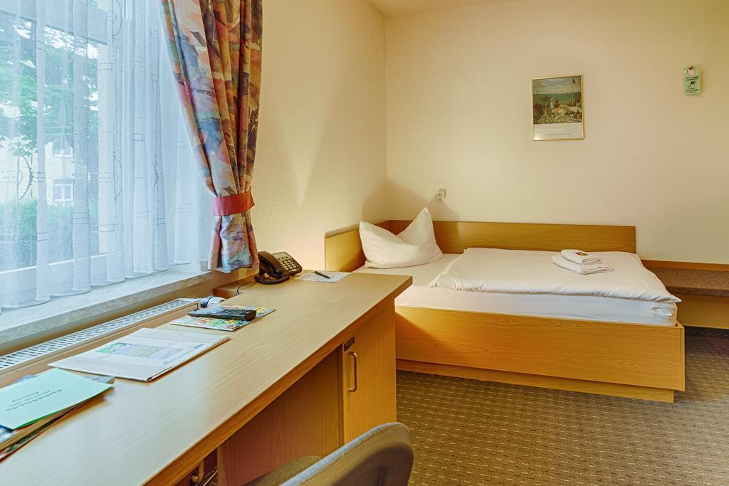 Hotel Am Galgenberg Γκέρα Εξωτερικό φωτογραφία