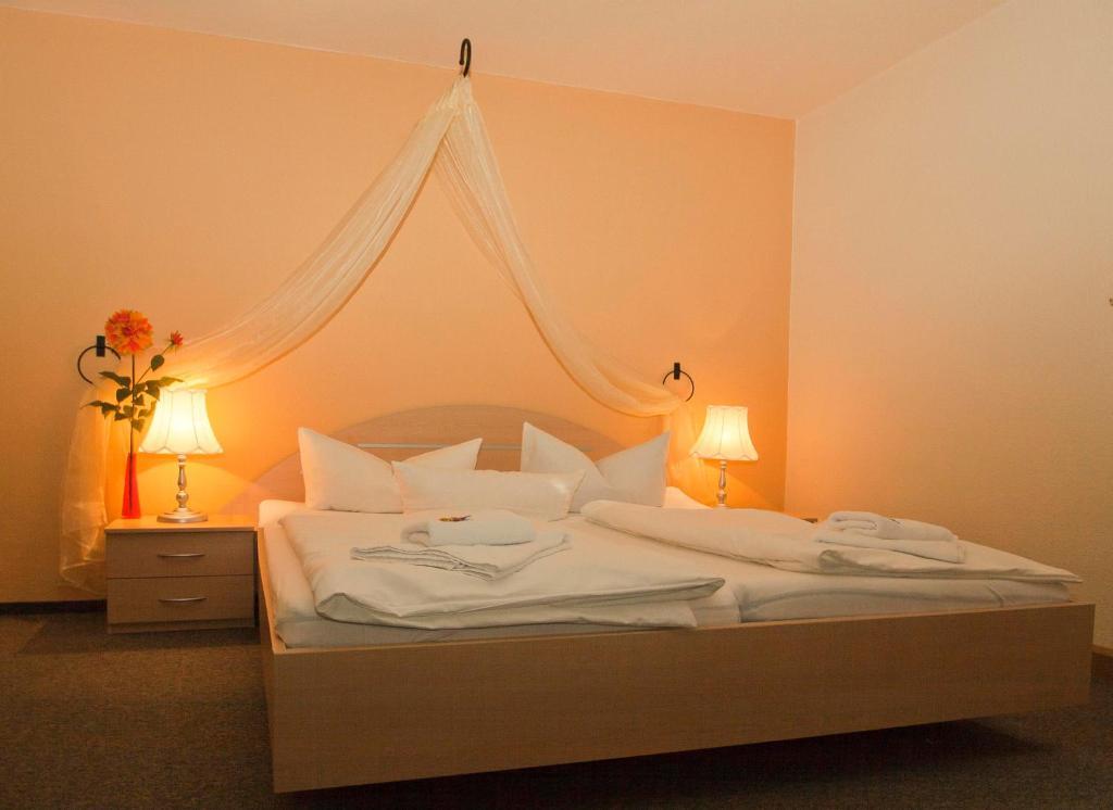Hotel Am Galgenberg Γκέρα Εξωτερικό φωτογραφία